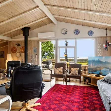 בית נופש Konsta - 50m From The Sea By Interhome אבלטופט